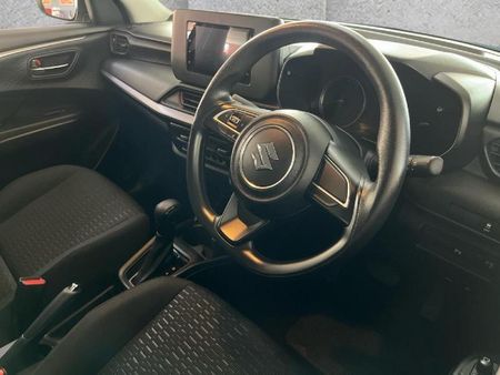 2025-Suzuki-Swift-12-GL-Auto_8