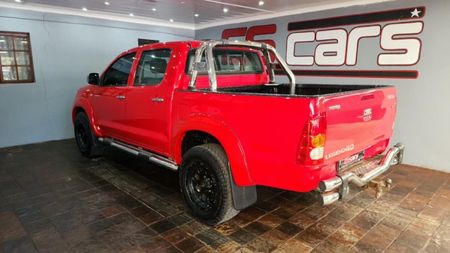 2010-Toyota-Hilux-30-D-4D-Raider-Raised-Body-Double-Cab_3