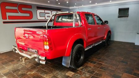 2010-Toyota-Hilux-30-D-4D-Raider-Raised-Body-Double-Cab_5
