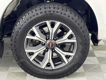 2023-Isuzu-D-Max-30-DDI-HR-ISE-NR-Auto-Extended-Cab_2