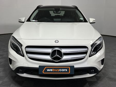 2016-Mercedes-Benz-GLA-220-CDI-Auto-4Matic_14