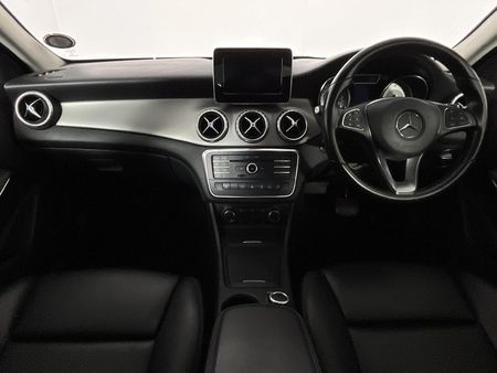 2016-Mercedes-Benz-GLA-220-CDI-Auto-4Matic_1