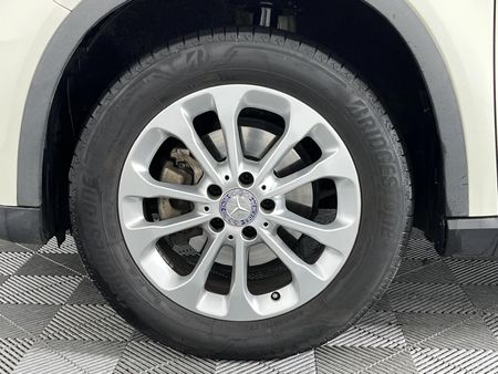 2016-Mercedes-Benz-GLA-220-CDI-Auto-4Matic_4
