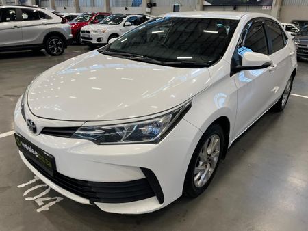 2022-Toyota-Corolla-Quest-18-Prestige_6