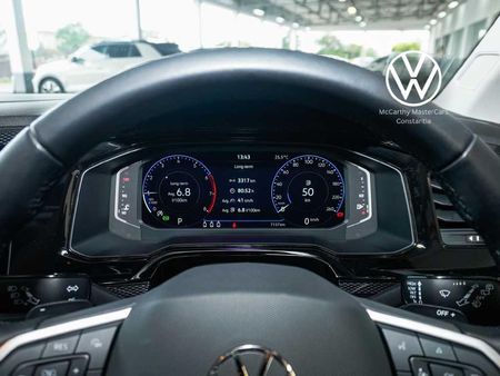 2026-Volkswagen-Polo-10-TSI-Life_9