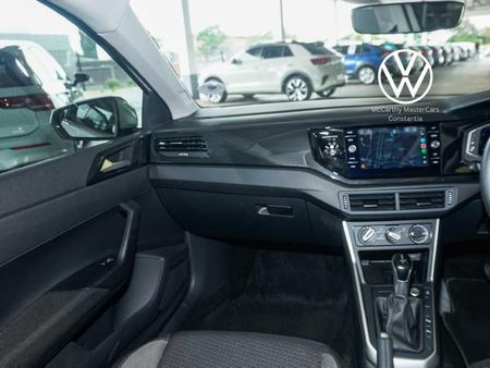 2026-Volkswagen-Polo-10-TSI-Life_11