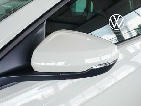2026-Volkswagen-Polo-10-TSI-Life_1