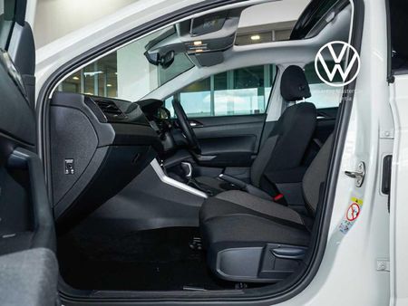 2026-Volkswagen-Polo-10-TSI-Life_21