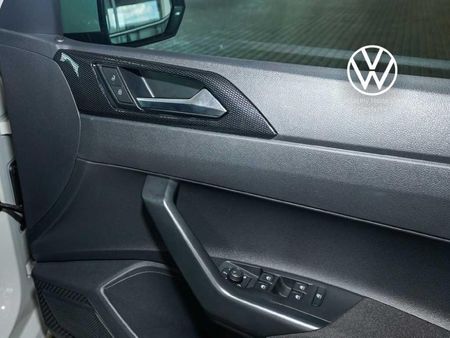 2026-Volkswagen-Polo-10-TSI-Life_28