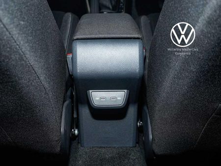 2026-Volkswagen-Polo-10-TSI-Life_31