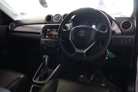 2020-Suzuki-Vitara-16-GLX-Auto_5