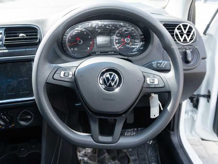 2026-Volkswagen-Polo-Vivo-14_16