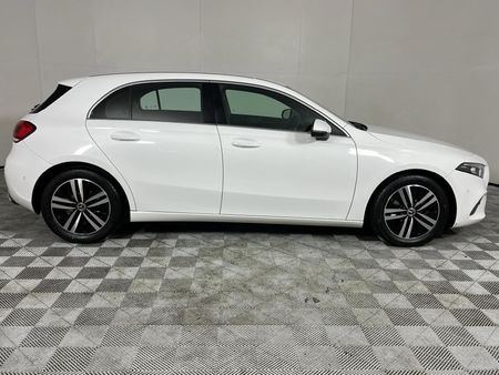 2019-Mercedes-Benz-A-Class-A-200-Auto_15