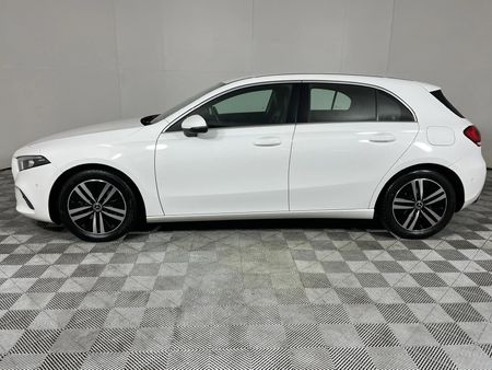 2019-Mercedes-Benz-A-Class-A-200-Auto_17