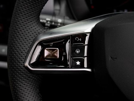 2026-MG-ZS-PRO-15T-Com-CVT-Auto_10