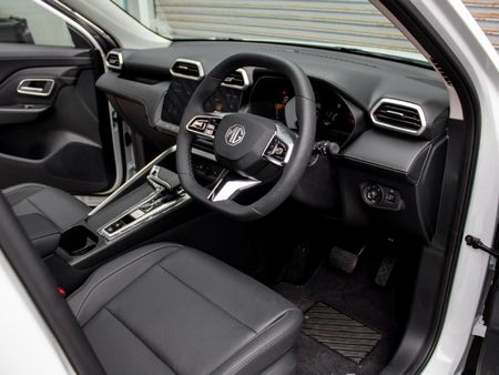 2026-MG-ZS-PRO-15T-Com-CVT-Auto_19