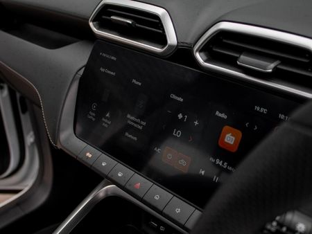 2026-MG-ZS-PRO-15T-Com-CVT-Auto_22