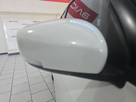 2023-Suzuki-Swift-12-GL_9