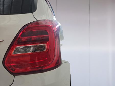 2023-Suzuki-Swift-12-GL_11