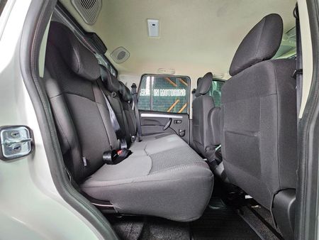 2026-Mahindra-Pik-Up-22-mHawk-S6-Karoo-4x4-Auto-Double-Cab_19