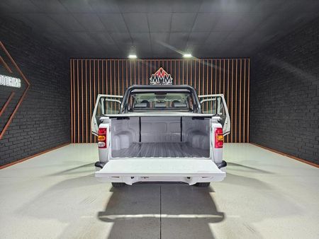 2026-Mahindra-Pik-Up-22-mHawk-S6-Karoo-4x4-Auto-Double-Cab_22