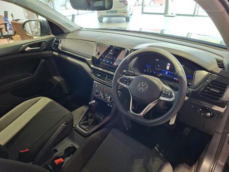 2026-Volkswagen-T-Cross-10-TSI-Auto_13