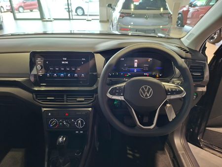 2026-Volkswagen-T-Cross-10-TSI-Auto_14