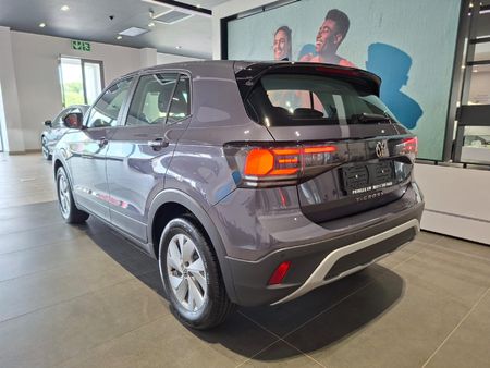 2026-Volkswagen-T-Cross-10-TSI-Auto_2