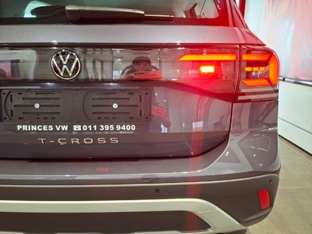 2026-Volkswagen-T-Cross-10-TSI-Auto_4