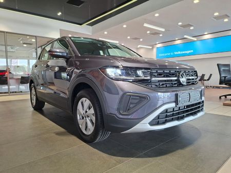 2026-Volkswagen-T-Cross-10-TSI-Auto_6