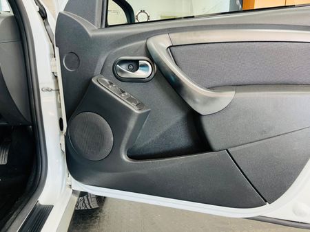 2018-Renault-Duster-15-dCi-Dynamique_23
