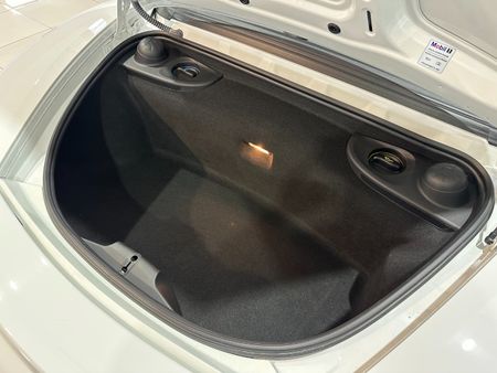 2015-Porsche-Boxster-GTS-Auto_14