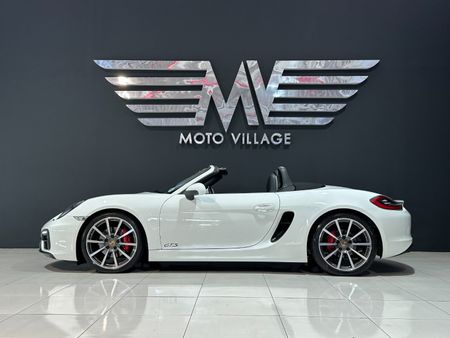 2015-Porsche-Boxster-GTS-Auto_3