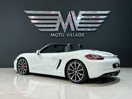 2015-Porsche-Boxster-GTS-Auto_6