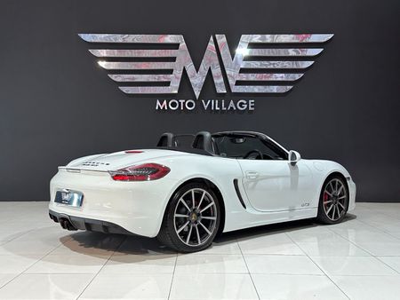 2015-Porsche-Boxster-GTS-Auto_7