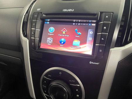 2017-Isuzu-KB-300-D-Teq-LX-Auto-Double-Cab_12