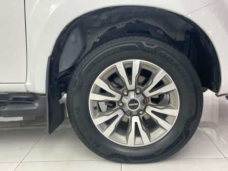 2017-Isuzu-KB-300-D-Teq-LX-Auto-Double-Cab_3