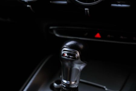 2015-Audi-TT-Coupe-20-TFSI-quattro-Auto_19
