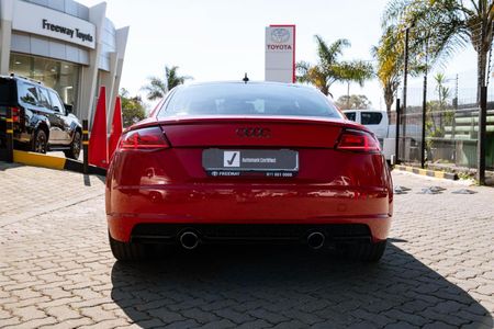 2015-Audi-TT-Coupe-20-TFSI-quattro-Auto_5