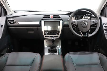2026-JAC-T8-20-CDI-Lux-4x4-Double-Cab_16