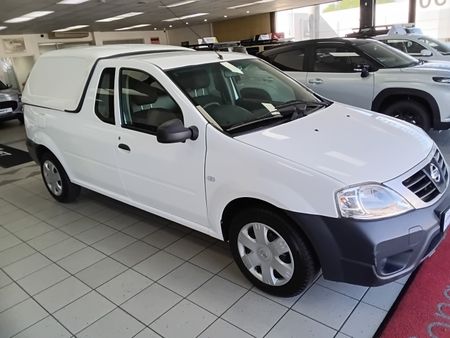 2023-Nissan-NP200-16-AC-Safety-Pack_2