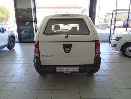 2023-Nissan-NP200-16-AC-Safety-Pack_4
