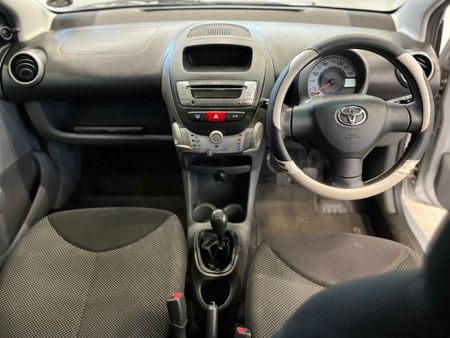 2012-Toyota-Aygo-10-Wild-3-dr_9