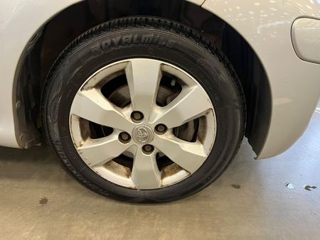 2012-Toyota-Aygo-10-Wild-3-dr_8
