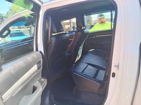 2022-Toyota-Hilux-28-GD-6-Raised-Body-Raider-Auto-Double-Cab_10