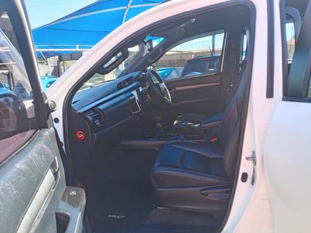 2022-Toyota-Hilux-28-GD-6-Raised-Body-Raider-Auto-Double-Cab_7