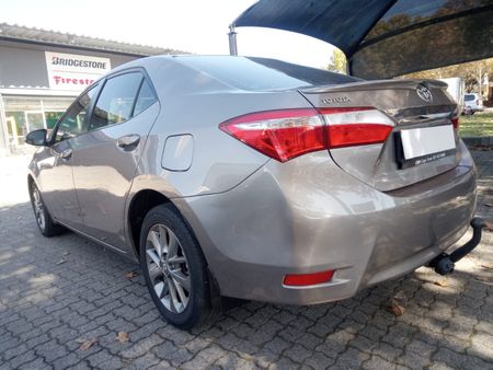2014-Toyota-Corolla-16-Sprinter_4