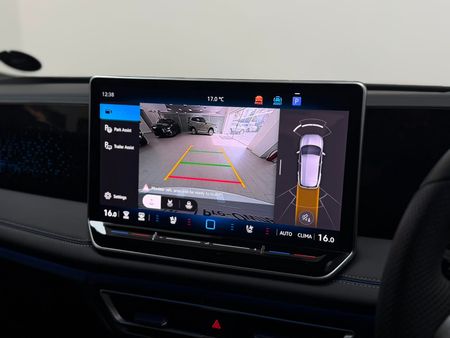 2026-Volkswagen-Tiguan-20-TSI-R-Line-4Motion-Auto_11