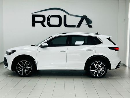 2026-Volkswagen-Tiguan-20-TSI-R-Line-4Motion-Auto_1