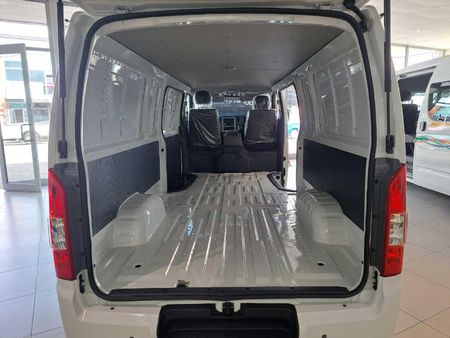 2026-Foton-View-Eview-Panel-Van_5